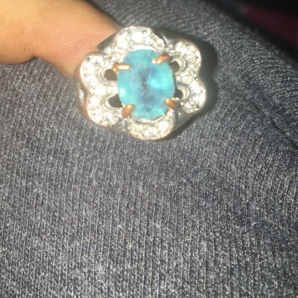 💗SET OF 4 RINGS💗 - Picture 2 of 4